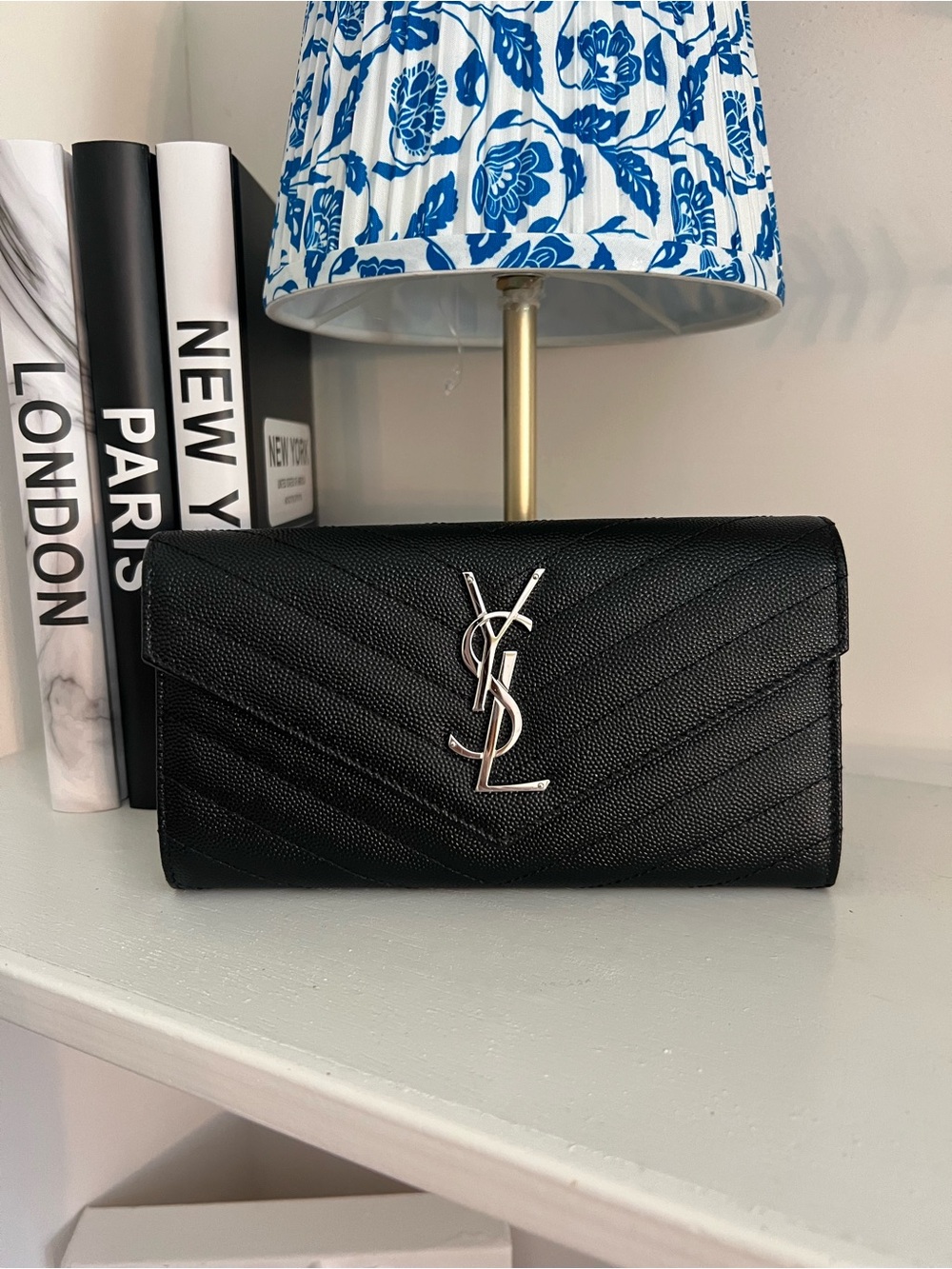 Saint Laurent Black Monogram Matelasse Leather Flip Wallet with YSL Logo - Picture 2 of 10